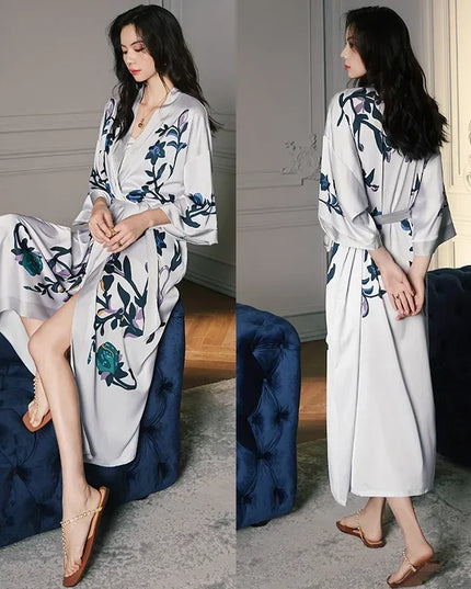 Schwarzer Kimono-Morgenmantel mit Mohnblumen