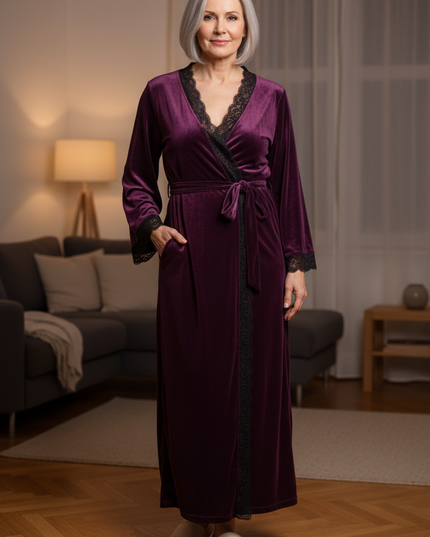 Hausmantel Damen Winter - lila Samt mit Spitze - Ansicht 1